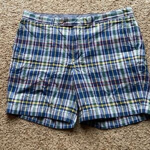 Brooks Brothers plaid Bermuda short size 36